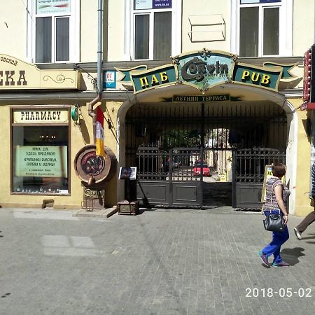 Apartment On Ekaterininskaya Odesa Exterior foto